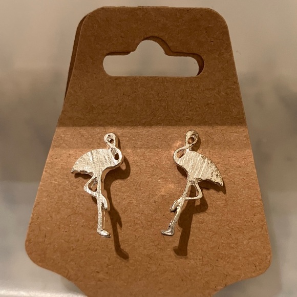 Silver Tone Flamingo Umbrella Charm Earrings Fun Summer Novelty - Picture 2 of 2